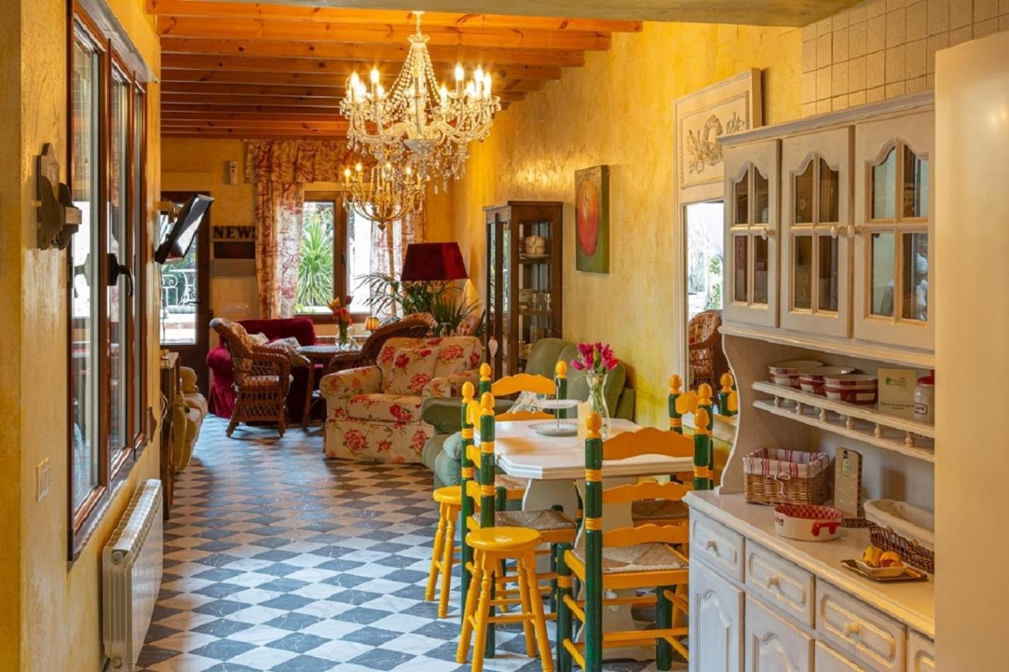 Castronuno Beautiful Alamedas - Una Casa Rural Con Una Historia Unica المظهر الخارجي الصورة