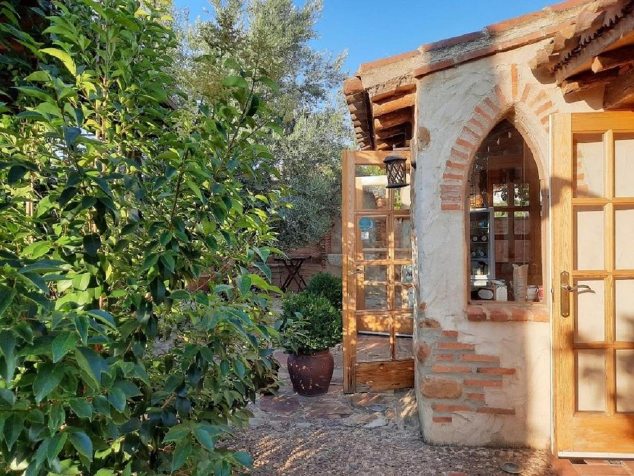 Castronuno Beautiful Alamedas - Una Casa Rural Con Una Historia Unica المظهر الخارجي الصورة