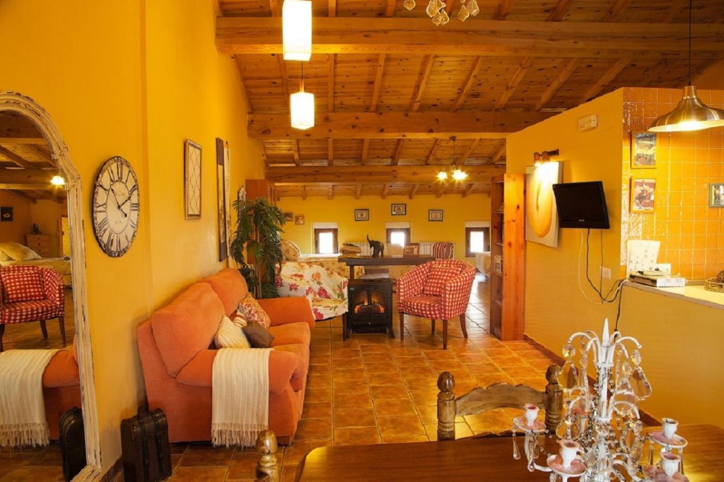 Castronuno Beautiful Alamedas - Una Casa Rural Con Una Historia Unica المظهر الخارجي الصورة