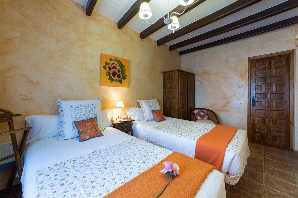 Castronuno Beautiful Alamedas - Una Casa Rural Con Una Historia Unica المظهر الخارجي الصورة