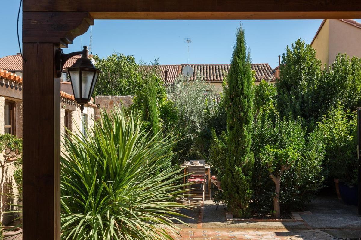 Castronuno Beautiful Alamedas - Una Casa Rural Con Una Historia Unica المظهر الخارجي الصورة