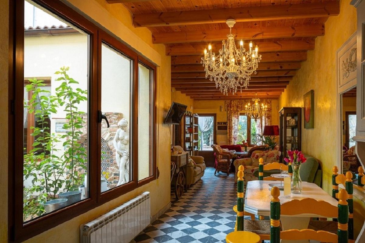 Castronuno Beautiful Alamedas - Una Casa Rural Con Una Historia Unica المظهر الخارجي الصورة